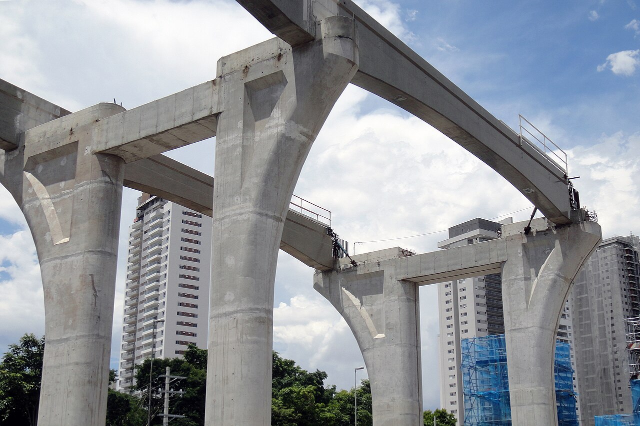 Monotrilho da Linha 17-Ouro em São Paulo, em foto de 2015
