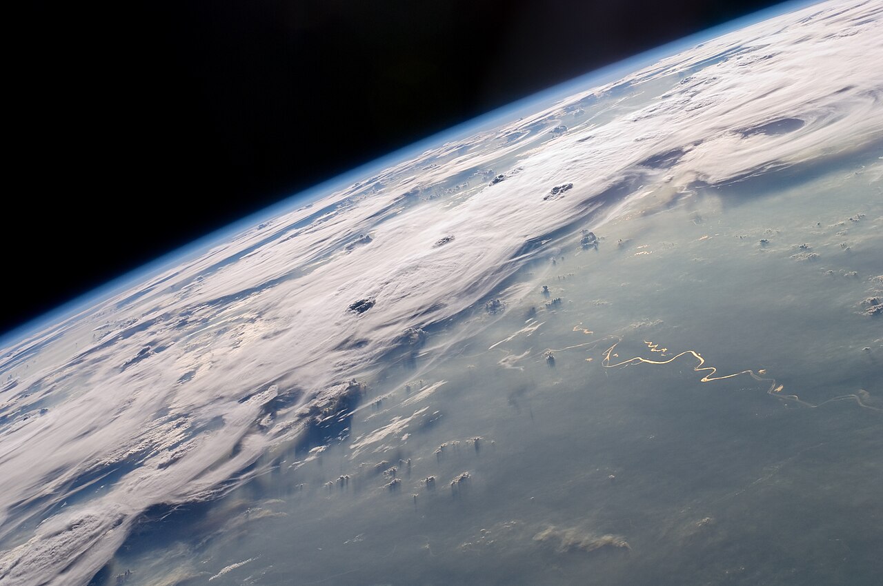 Tempestades no horizonte brasileiro, vistas da Estação Espacial Internacional (foto de arquivo, ilustrativa)