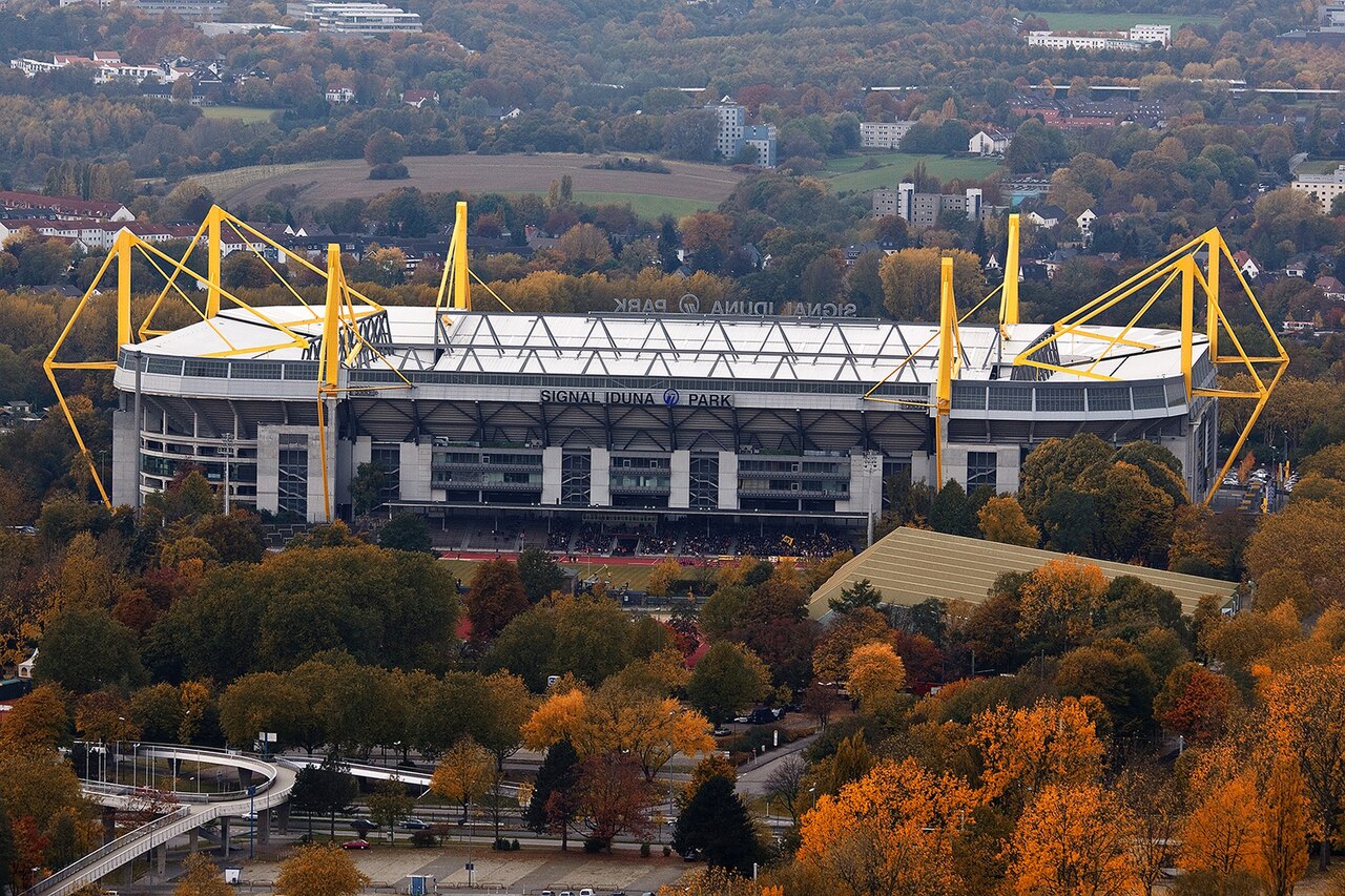 Vista do Signal Iduna Park, estádio do Borussia Dortmund, em foto de arquivo